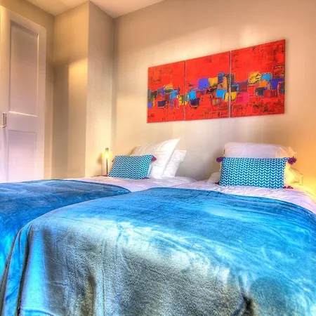 Large 3 Bedrooms - 3 Min From The Palais - Apt N °5m90 Apartment