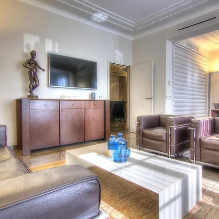 Large 3 Bedrooms - 3 Min From The Palais - Apt N °5m90 Apartment